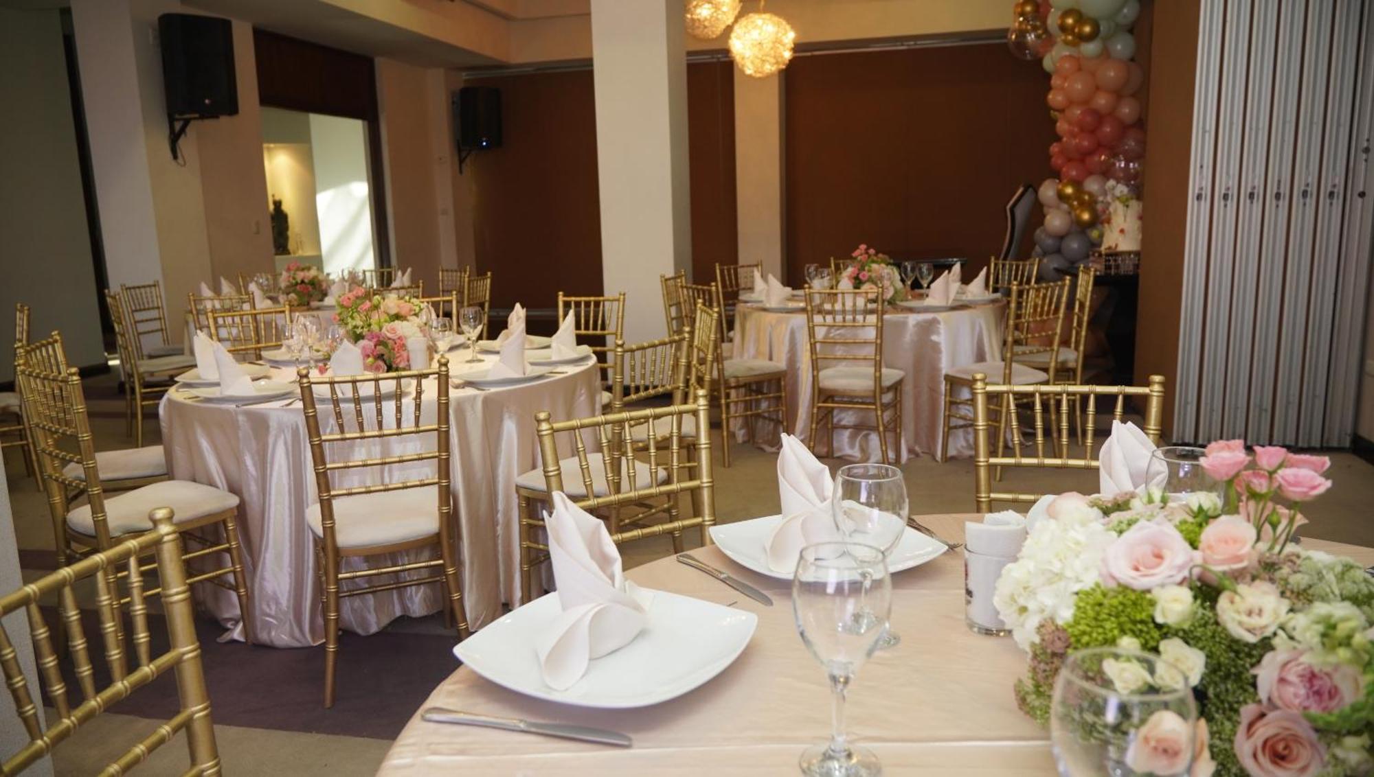 Hotel Colon Plaza Business Class 누에보 라레도 외부 사진
