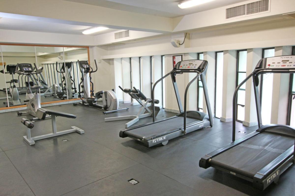 Hotel Colon Plaza Business Class 누에보 라레도 외부 사진
